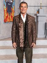 Wake Up Dead Man: A Knives Out Mystery Premiere - Paris