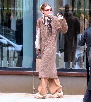 Gigi Hadid Out With Friends - NYC