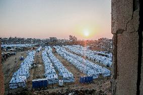 Egypt Builds Camp In Central Gaza