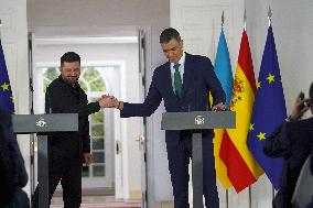 Sanchez Welcomes Zelenski - Madrid