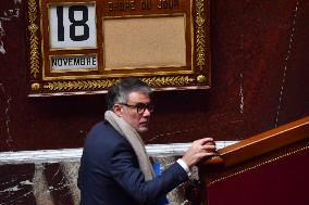 Questions To The Government - Paris