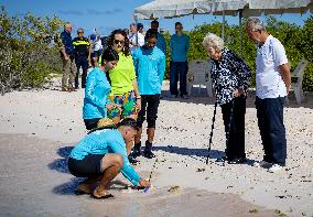 Princess Beatrix Visits Bonaire - The Netherlands