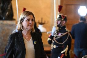 Questions To French Government Assembly - Paris