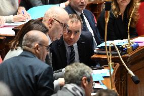 Questions To French Government Assembly - Paris