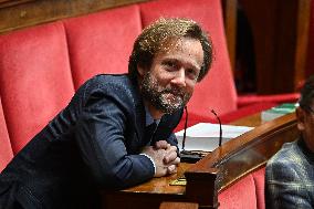 Questions To French Government Assembly - Paris