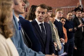 Macron Speaks to Readers of La Voix du Nord - Arras