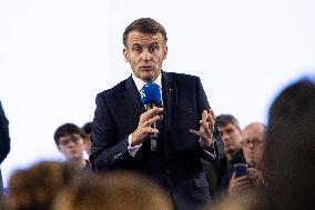 Macron Speaks to Readers of La Voix du Nord - Arras