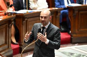 Questions To French Government Assembly - Paris