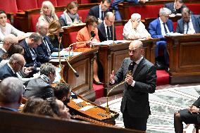 Questions To French Government Assembly - Paris