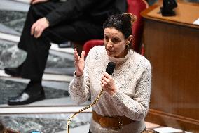 Questions To French Government Assembly - Paris