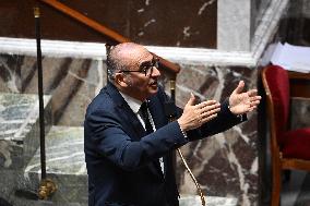 Questions To French Government Assembly - Paris