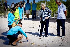 Princess Beatrix Visits Bonaire - The Netherlands