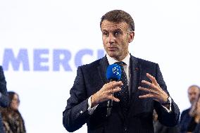 Macron Speaks to Readers of La Voix du Nord - Arras