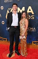 59th Annual CMA Awards - Arrivals
