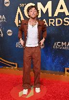 59th Annual CMA Awards - Arrivals