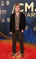 59th Annual CMA Awards - Arrivals