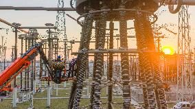 World First Ultra-high Voltage Hybrid Cascaded Flexible DC Converter Station