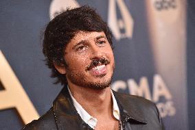 59th Annual CMA Awards - Arrivals