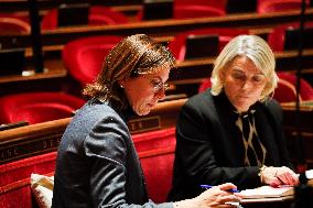 Debate on The Social Security Bill in The Senate - Paris