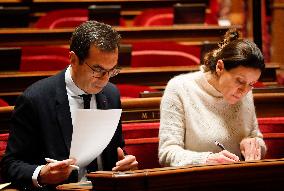 Debate on The Social Security Bill in The Senate - Paris