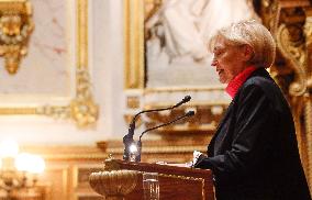 Debate on The Social Security Bill in The Senate - Paris