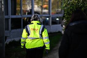 Philippe Tabarot Visits The Saint-Denis Maintenance And Intervention Center