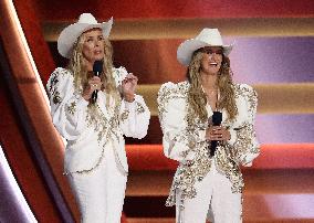 59th Annual CMA Awards - Show