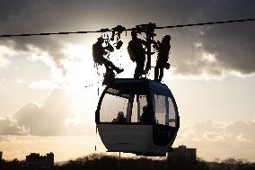 Firefighter evacuation exercice on urban cable car - Limeil-Brevannes