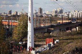 Firefighter evacuation exercice on urban cable car - Limeil-Brevannes