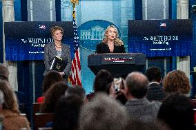 Ed. Secretary McMahon, WH Secretary Leavitt Host Press Briefing at White House