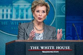 Ed. Secretary McMahon, WH Secretary Leavitt Host Press Briefing at White House