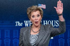 Ed. Secretary McMahon, WH Secretary Leavitt Host Press Briefing at White House