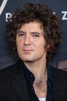 Vie Privee Paris Film Premiere NB