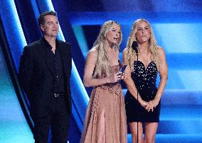 59th Annual CMA Awards - Show