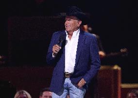 59th Annual CMA Awards - Show