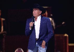 59th Annual CMA Awards - Show