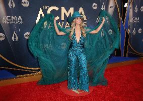 59th Annual CMA Awards - Arrivals