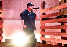 59th Annual CMA Awards - Show