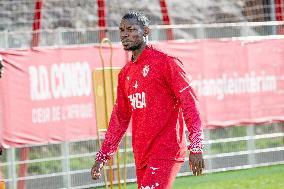 Paul Pogba During AS Monaco Training - La Turbie