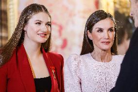 Spanish Royal Family At Golden Fleece Award Ceremony - Madrid