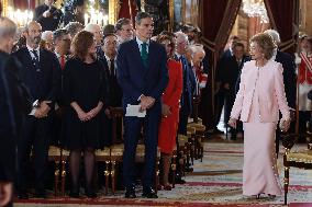 Spanish Royal Family At Golden Fleece Award Ceremony - Madrid