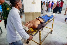 5.7-Magnitude Earthquake Kills 8 in Bangladesh