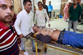 5.7-Magnitude Earthquake Kills 8 in Bangladesh