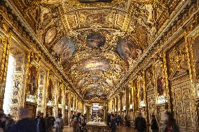 Illustration The Louvre Museum - Paris