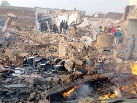 15 Killed in Glue Factory Explosion - Pakistan