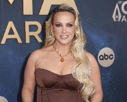 59th Annual CMA Awards - Arrivals