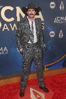 59th Annual CMA Awards - Arrivals