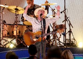 59th Annual CMA Awards - Show