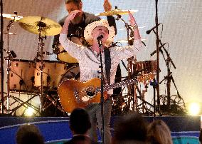 59th Annual CMA Awards - Show