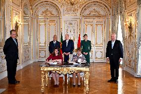 NO TABLOIDS - Prince Albert and Princess Charlene with Portuguese President during a Signing Ceremony - Monaco
